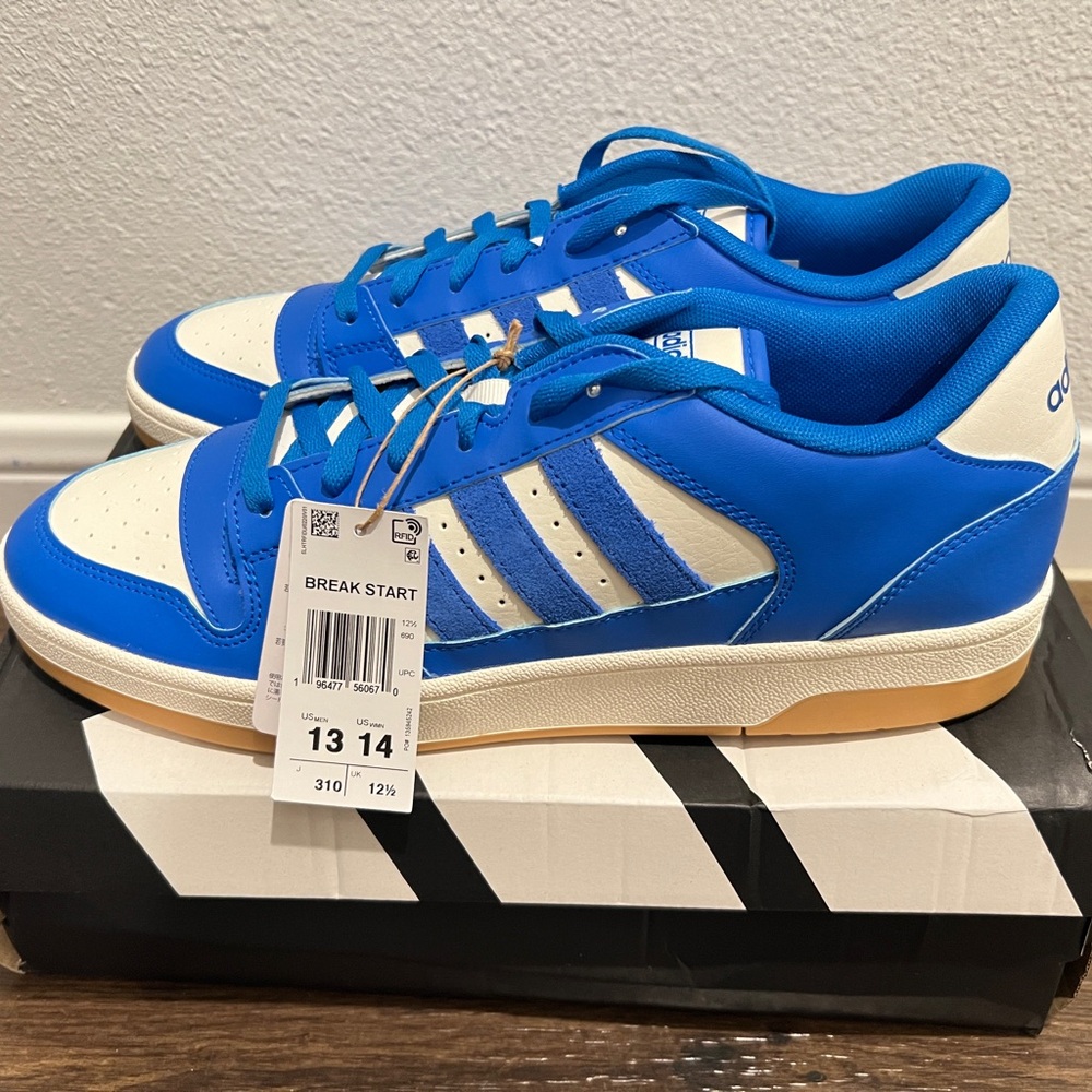adidas Men's Turnaround Basketball Sneaker, Bluebird/Bluebird/Cloud White
